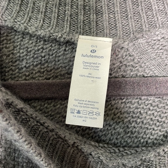 Lululemon Merino Wool Poncho - Picture 4 of 7